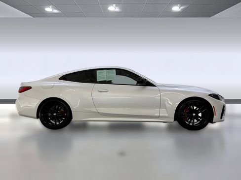 Used 2023 BMW 430i Coupe w/ M Sport Package image 7