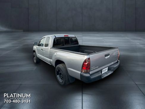 Used 2014 Toyota Tacoma 2WD Access Cab w/ Convenience Package image 9