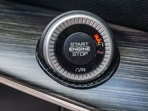 Used 2023 Jeep Wagoneer Series II image 43