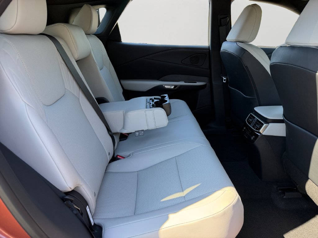 New 2026 Lexus RX 350h AWD/4WD image 6