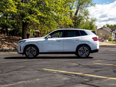 New 2026 BMW X3 xDrive30 w/ Premium Package AWD/4WD image 2