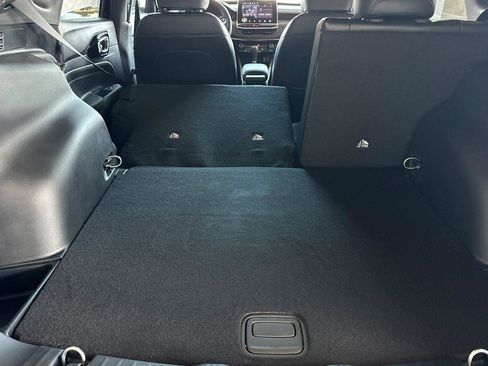 New 2026 Jeep Compass Latitude image 12