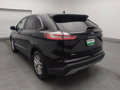 Used 2024 Ford Edge SEL image 5