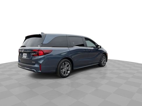 Used 2025 Honda Odyssey Touring image 9