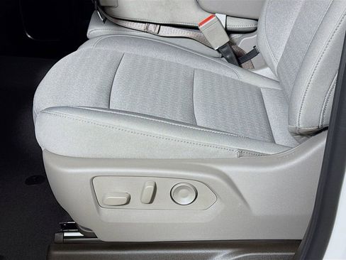 New 2026 GMC Sierra 1500 SLE w/ Preferred Package image 17