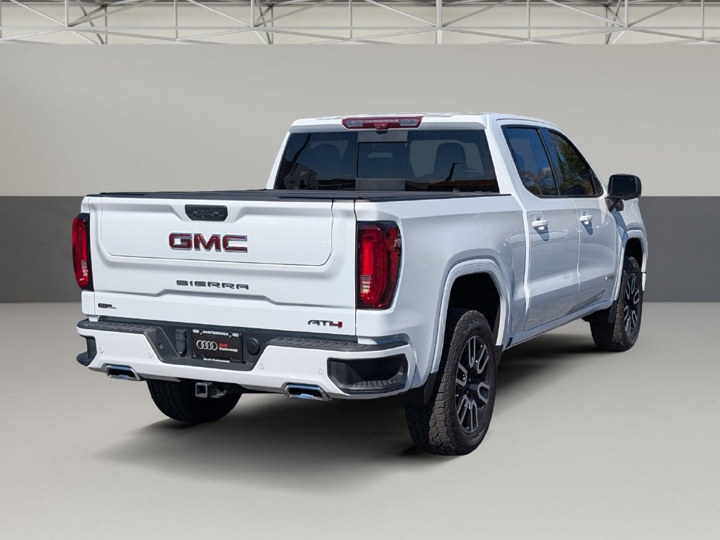 Used 2024 GMC Sierra 1500 AT4 w/ Technology Package AWD/4WD image 7