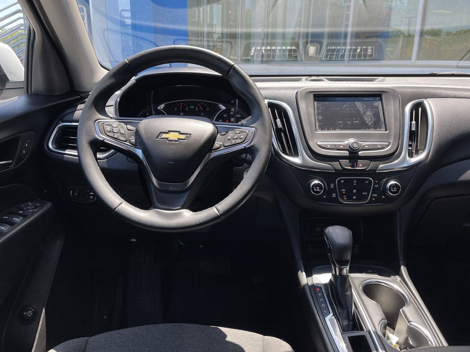 Used 2024 Chevrolet Equinox LT w/ LPO, Floor Liner Package FWD image 16