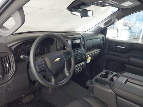 Used 2026 Chevrolet Silverado 1500 Custom AWD/4WD image 17
