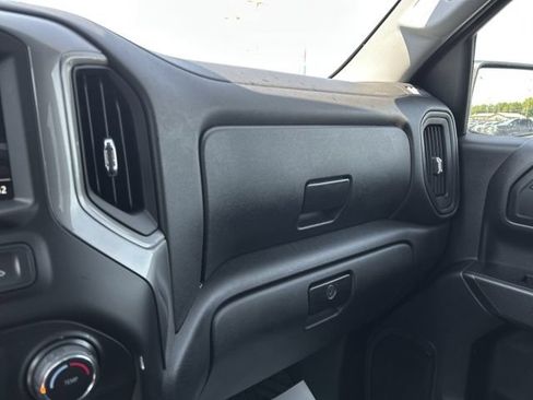 Used 2019 Chevrolet Silverado 1500 Custom Trail Boss w/ Custom Convenience Package AWD/4WD image 32