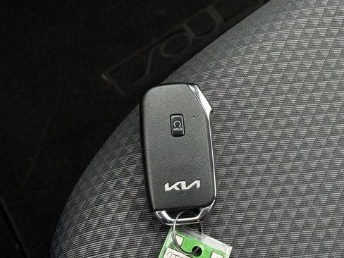 Used 2023 Kia Soul S FWD image 33