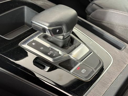 Used 2023 Audi Q5 2.0T Premium w/ Convenience Package AWD/4WD image 20