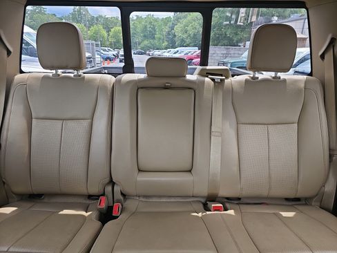 Used 2019 Ford F150 Lariat w/ Equipment Group 502A Luxury AWD/4WD image 26