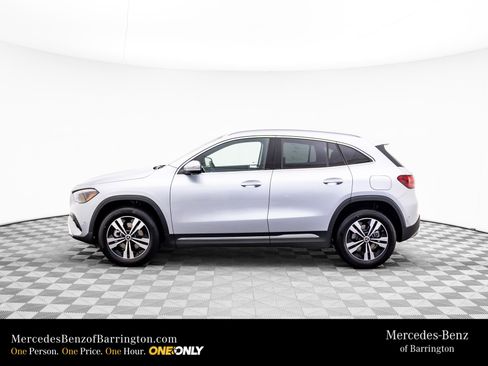 New 2026 Mercedes-Benz GLA 250 4MATIC image 2