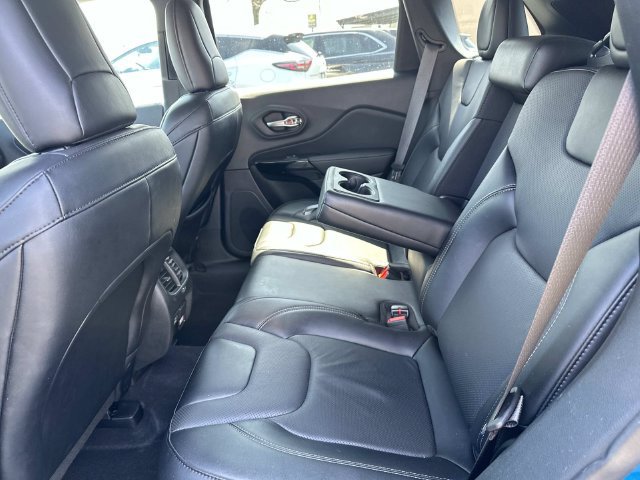 Used 2023 Jeep Cherokee Altitude Lux AWD/4WD image 12