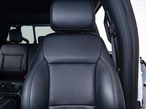 Used 2025 Ford F150 Lariat image 34