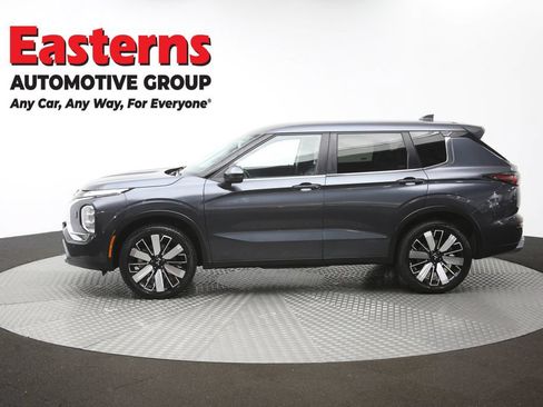 Used 2025 Mitsubishi Outlander SE AWD/4WD image 60