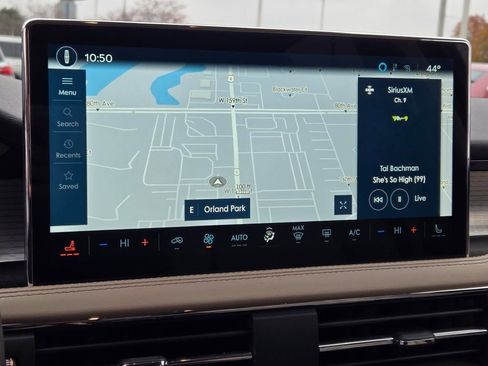 Certified 2024 Lincoln Corsair AWD image 27