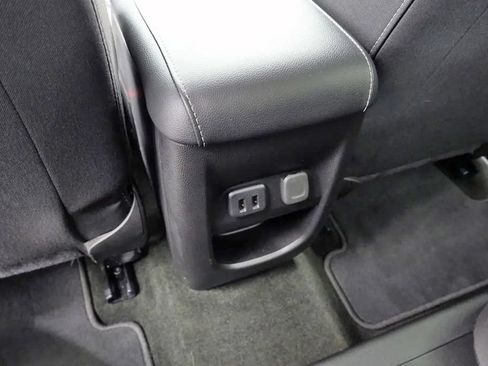 Used 2018 Chevrolet Colorado LT w/ Redline Special Edition AWD/4WD image 20