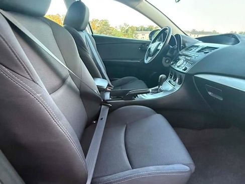 Used 2011 MAZDA MAZDA3 s Sport FWD image 11