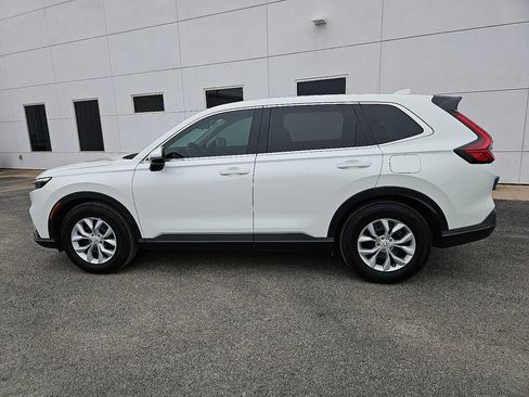 Certified 2026 Honda CR-V LX image 3