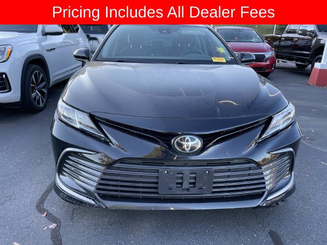Used 2021 Toyota Camry LE FWD image 12