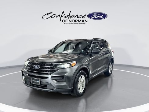 Used 2020 Ford Explorer XLT RWD image 3
