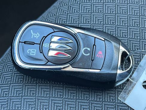 Used 2024 Buick Encore GX Preferred w/ Comfort Package AWD/4WD image 30