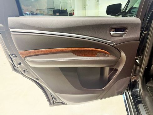 Used 2017 Acura MDX SH-AWD w/ Technology Package image 40