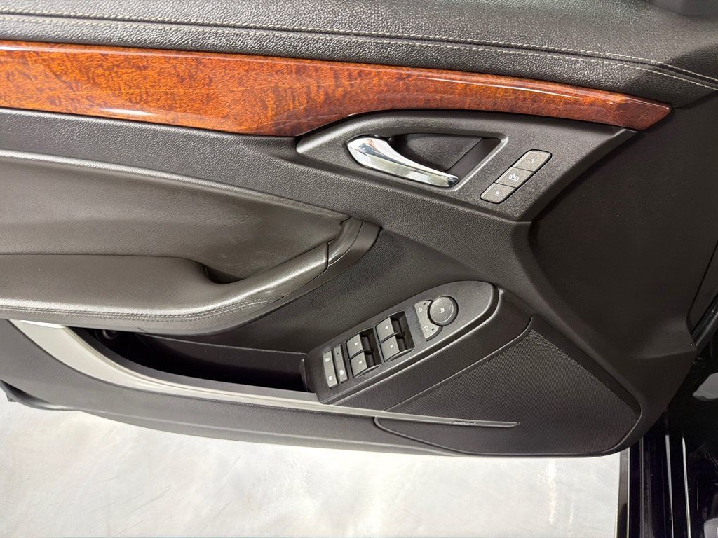 Used 2010 Cadillac CTS Luxury AWD/4WD image 10