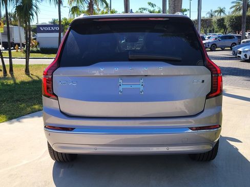 New 2026 Volvo XC90 B5 Core image 4