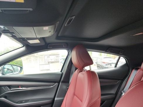 New 2025 MAZDA MAZDA3 Carbon image 18