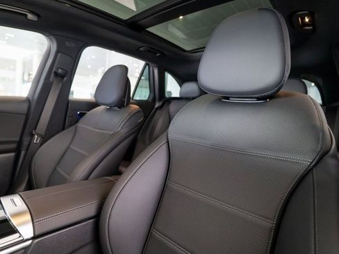 New 2026 Mercedes-Benz GLC 300 4MATIC image 5