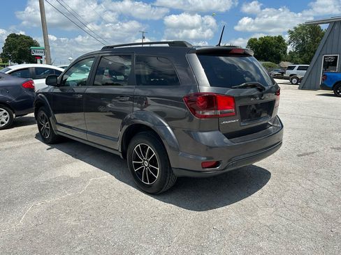 Used 2019 Dodge Journey SE w/ Blacktop Package FWD image 10