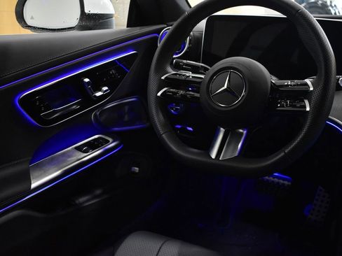 Used 2025 Mercedes-Benz CLE 450 4MATIC Coupe image 23