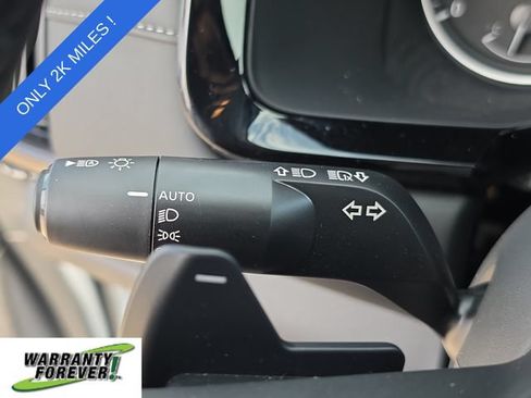 Used 2026 Nissan Pathfinder SV FWD image 24