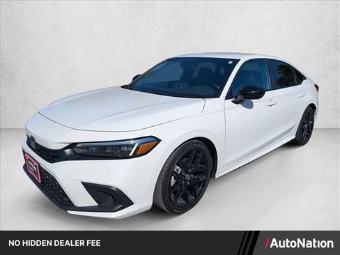 Used 2024 Honda Civic Sport image 1