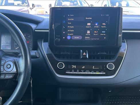 Used 2023 Toyota Corolla LE image 6