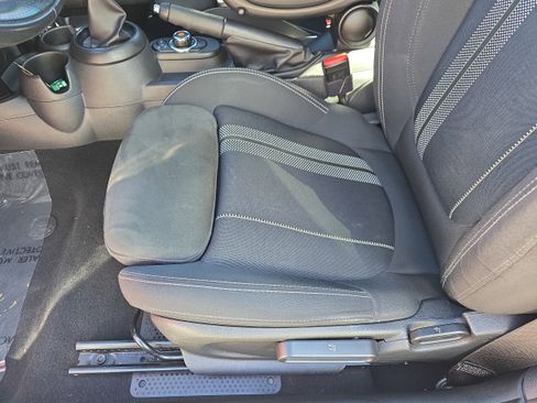 Used 2021 MINI Cooper S w/ 6.5" Touchscreen Package image 16