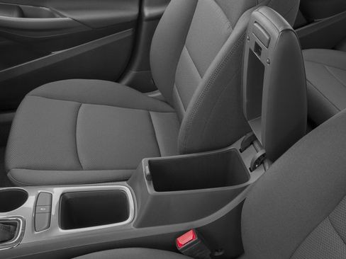 Used 2017 Chevrolet Cruze LT w/ Sun And Sound Package image 17