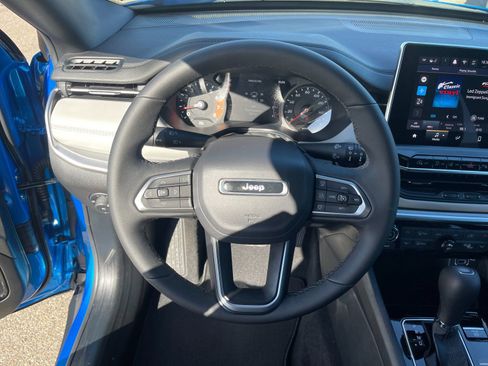 New 2026 Jeep Compass Limited image 24