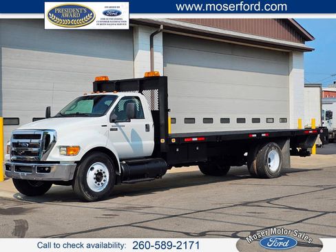 Used 2015 Ford F650 2WD Regular Cab Super Duty image 1
