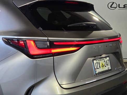 Used 2022 Lexus NX 350h AWD image 10