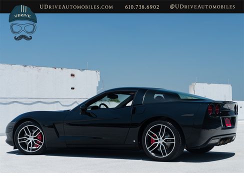 Used 2006 Chevrolet Corvette Coupe w/ Preferred Equipment Group RWD image 4