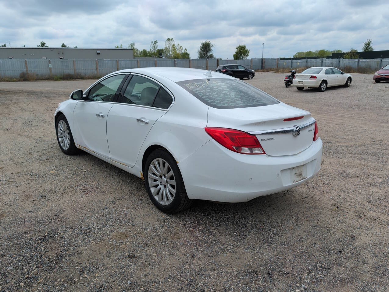 Used 2012 Buick Regal Premium FWD image 3