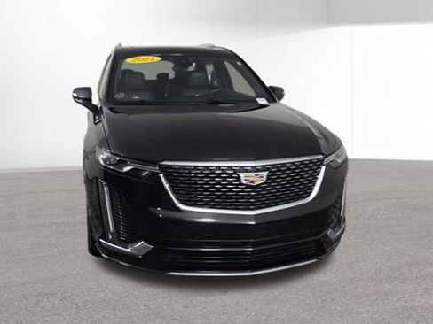 Used 2021 Cadillac XT6 Premium Luxury AWD/4WD image 3