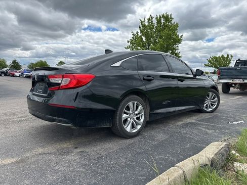 Used 2018 Honda Accord LX image 10