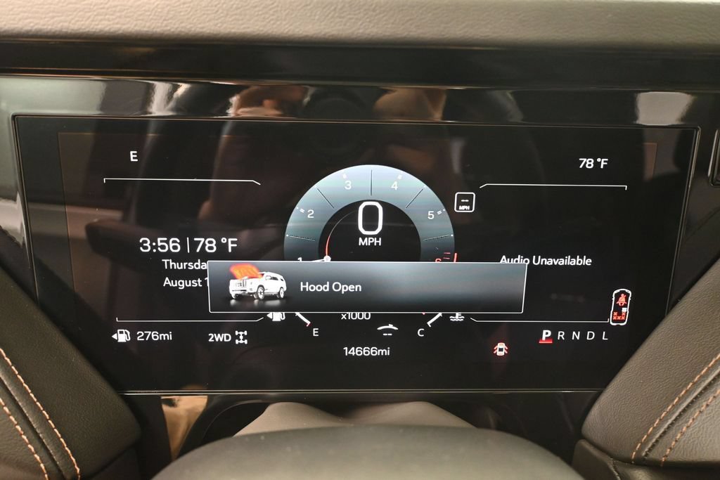 Used 2025 GMC Yukon AT4 AWD/4WD image 26