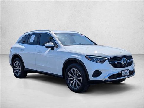 Certified 2026 Mercedes-Benz GLC 300 image 3