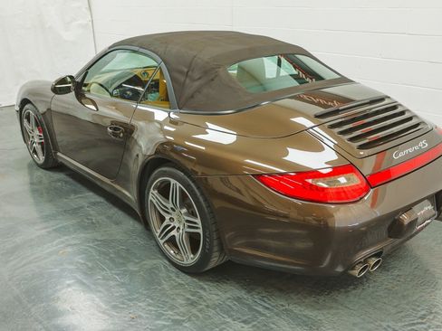 Used 2009 Porsche 911 Carrera 4S AWD/4WD image 36