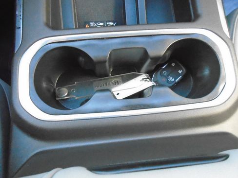 Used 2019 GMC Sierra 1500 SLT w/ SLT Premium Package image 72